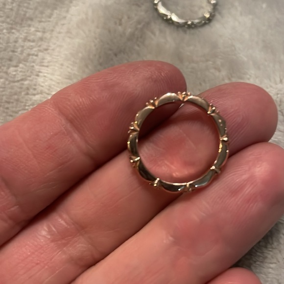 Rose Gold stackable ring from Pandora - Picture 2 of 3